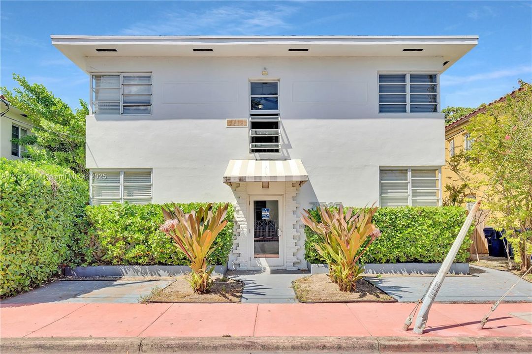Recently Sold: $1,950,000 (0 beds, 0 baths, 0 Square Feet)