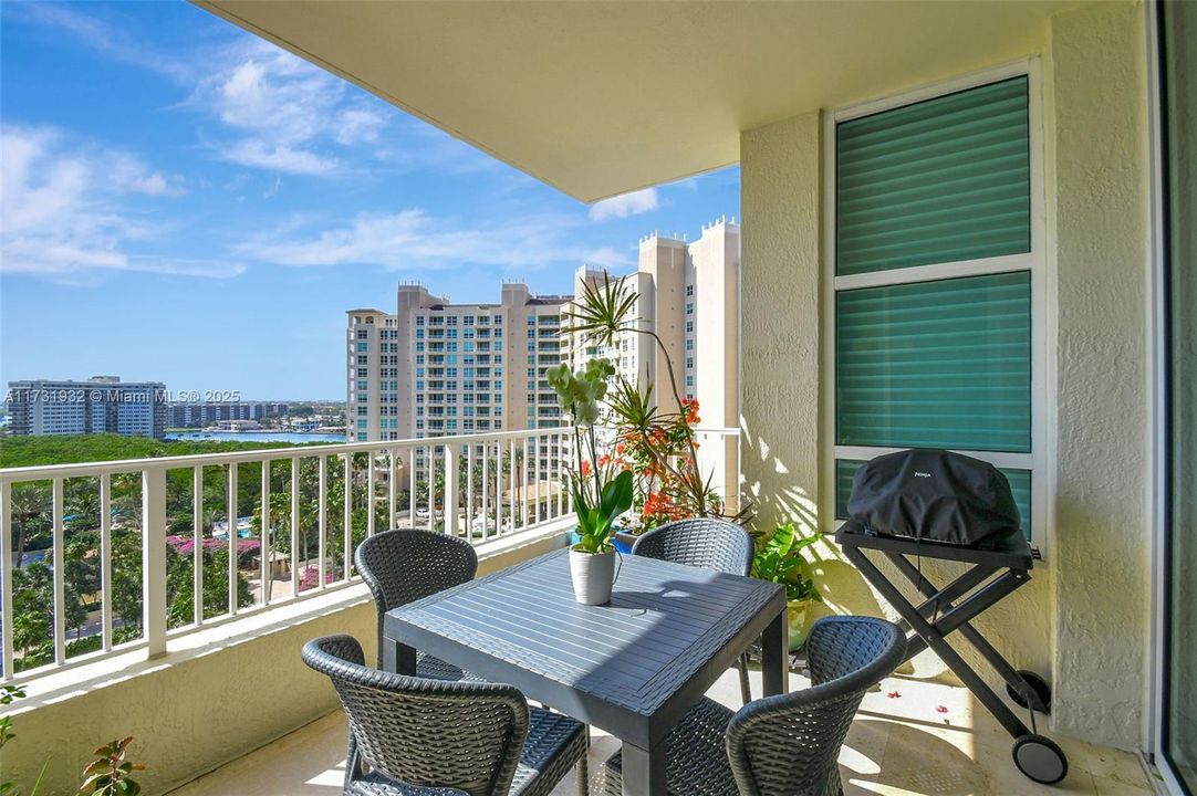 En Venta: $1,580,000 (2 camas, 2 baños, 2231 Pies cuadrados)