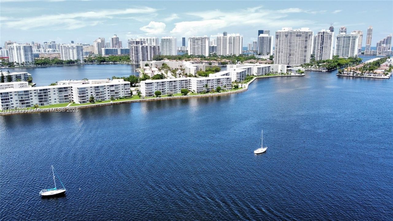 Vendido Recientemente: $175,000 (1 camas, 1 baños, 810 Pies cuadrados)