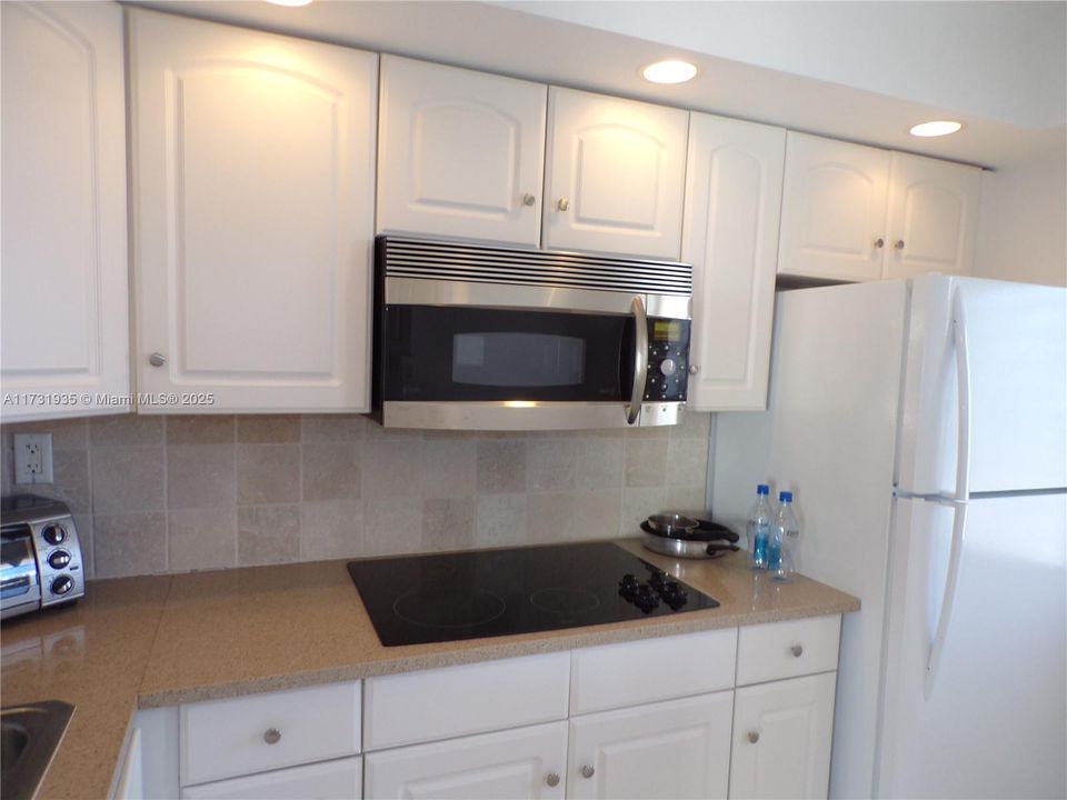 Vendido Recientemente: $175,000 (1 camas, 1 baños, 810 Pies cuadrados)