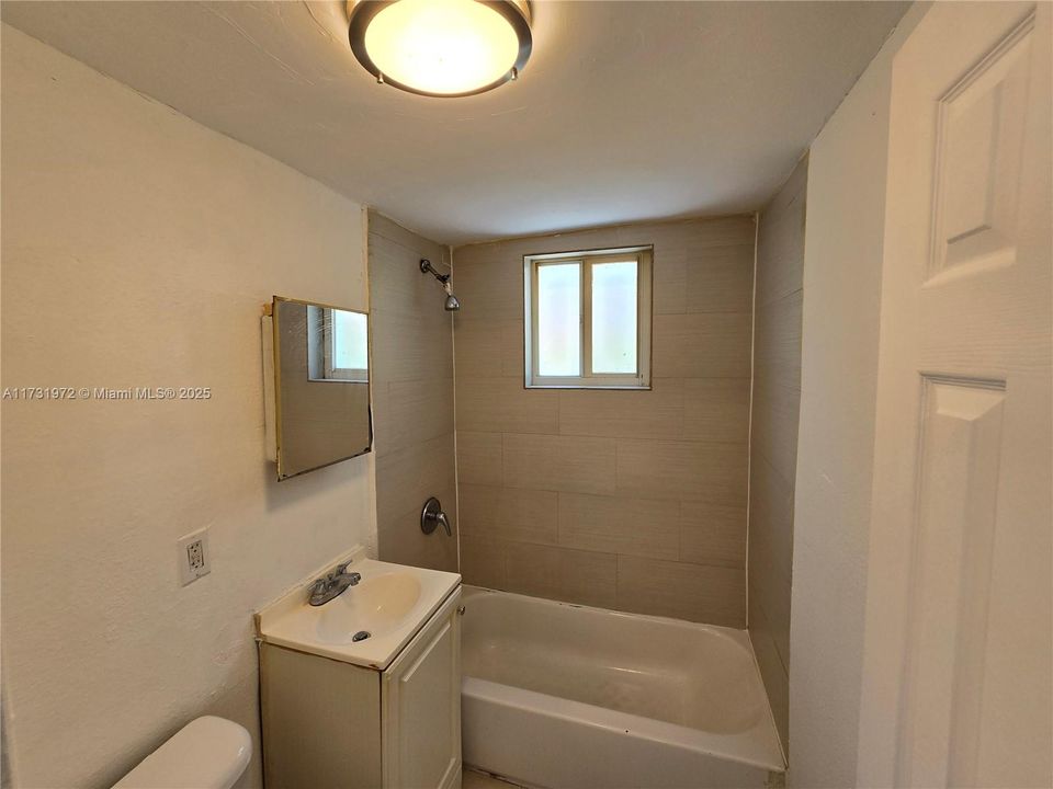 Recientemente alquilado: $1,950 (2 camas, 1 baños, 0 Pies cuadrados)