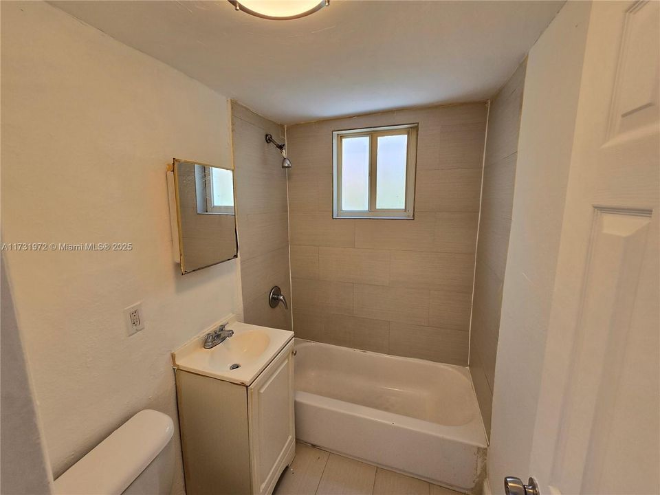 Recientemente alquilado: $1,950 (2 camas, 1 baños, 0 Pies cuadrados)