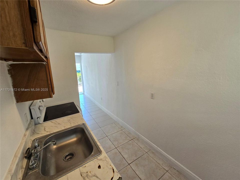 Recientemente alquilado: $1,950 (2 camas, 1 baños, 0 Pies cuadrados)