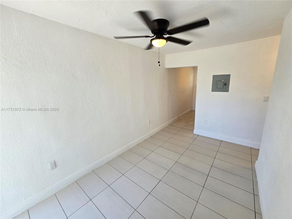 Recientemente alquilado: $1,950 (2 camas, 1 baños, 0 Pies cuadrados)