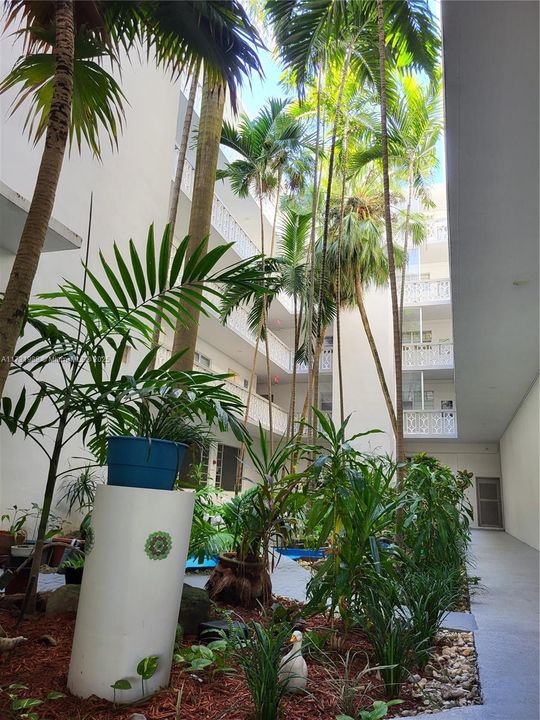 Vendido Recientemente: $350,000 (1 camas, 1 baños, 919 Pies cuadrados)