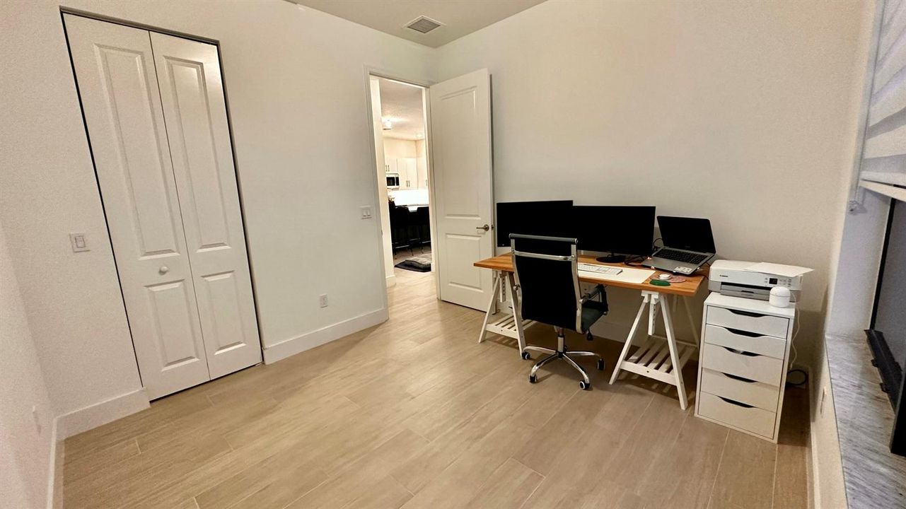 Room3