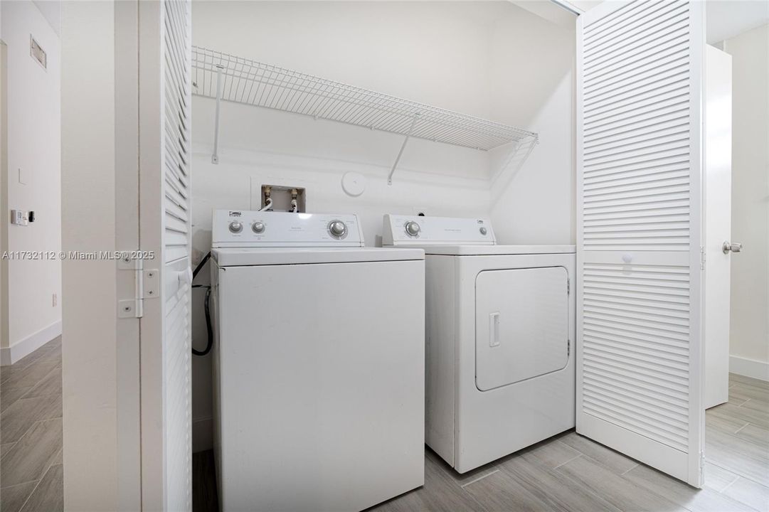 Недавно арендовано: $3,500 (4 спален, 2 ванн, 1609 Квадратных фут)