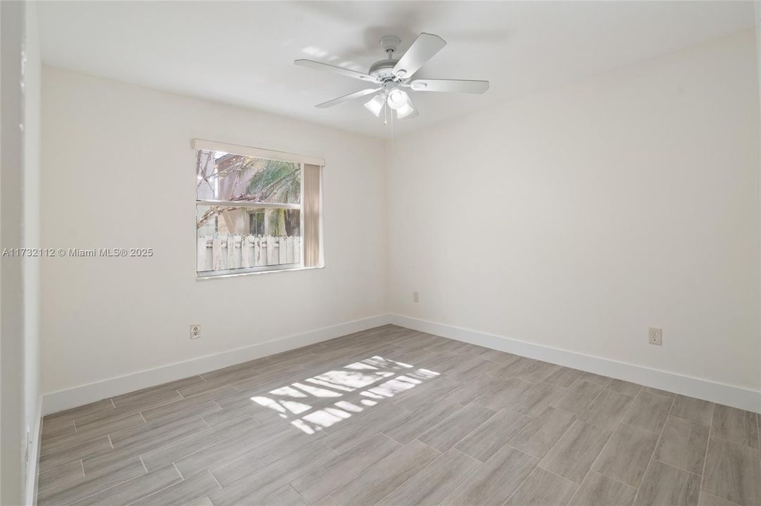 Недавно арендовано: $3,500 (4 спален, 2 ванн, 1609 Квадратных фут)