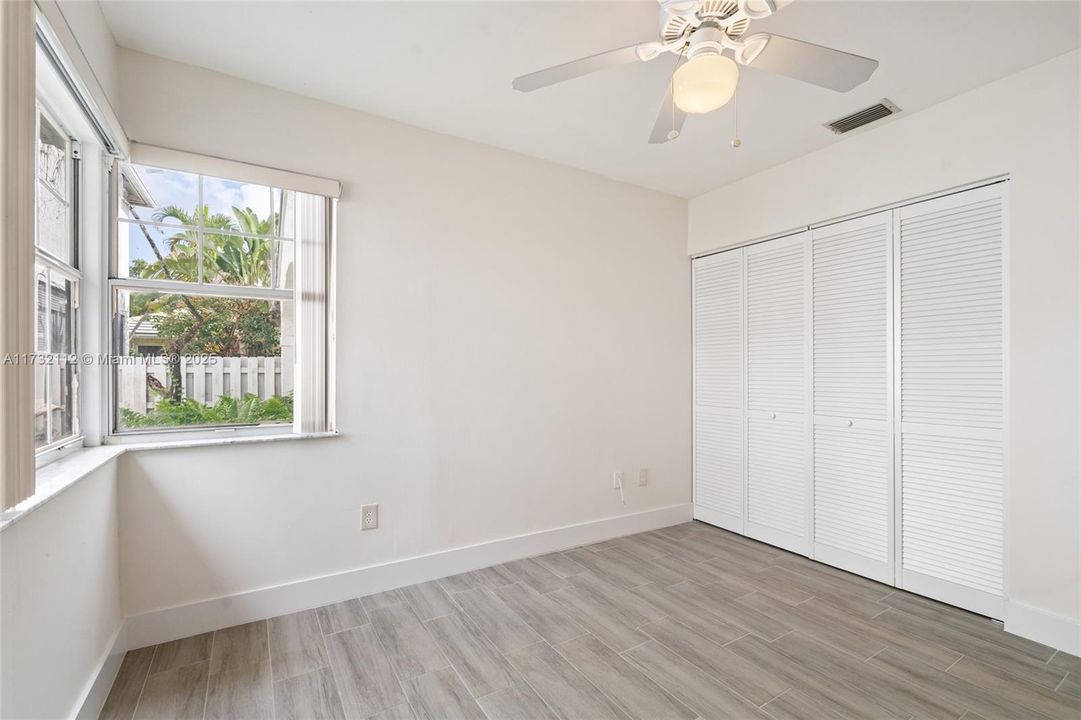 Недавно арендовано: $3,500 (4 спален, 2 ванн, 1609 Квадратных фут)