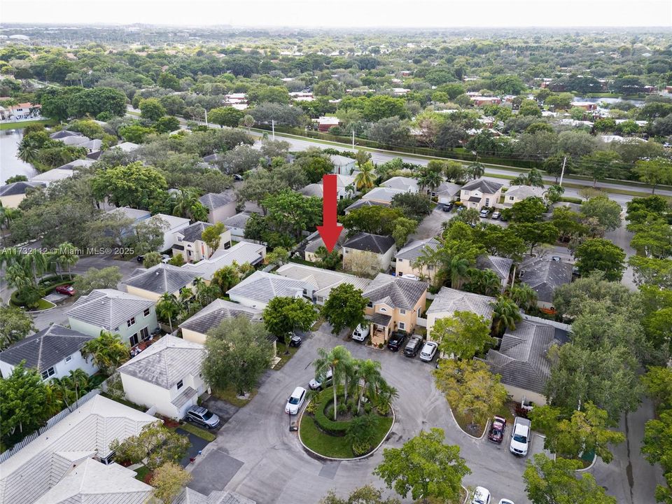 Недавно арендовано: $3,500 (4 спален, 2 ванн, 1609 Квадратных фут)