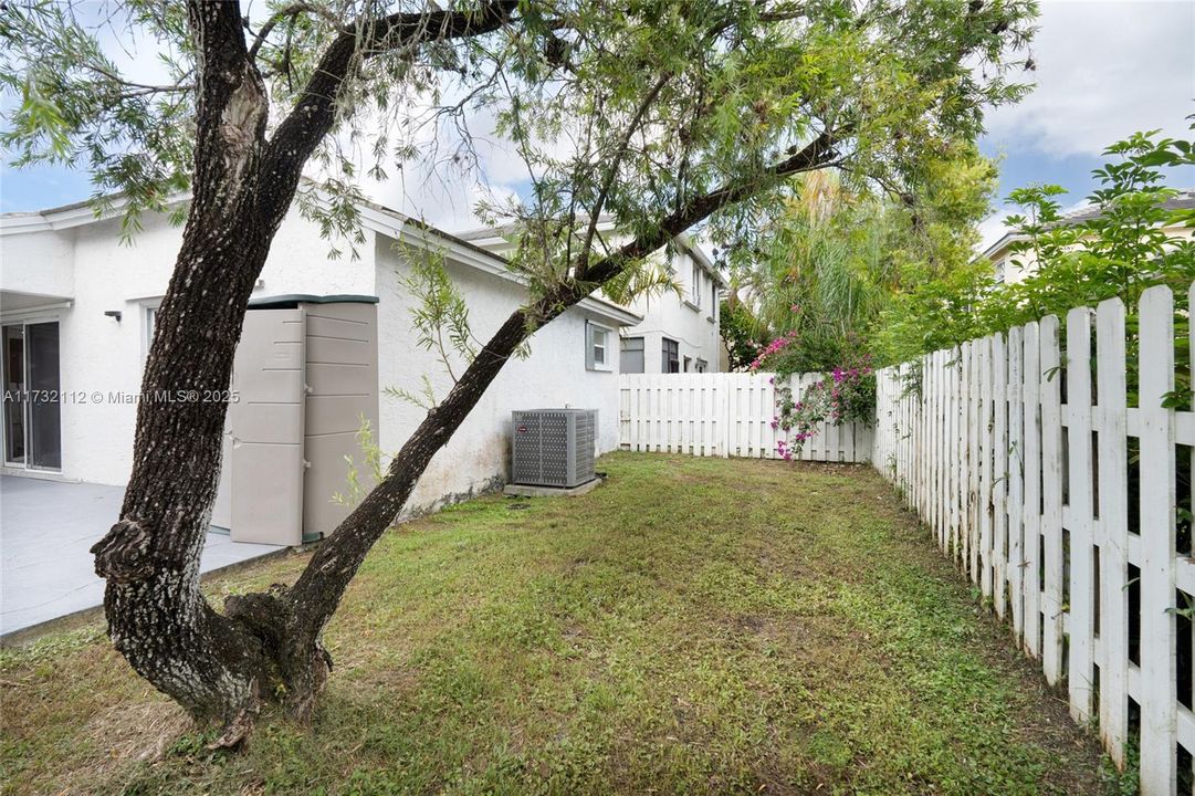 Недавно арендовано: $3,500 (4 спален, 2 ванн, 1609 Квадратных фут)