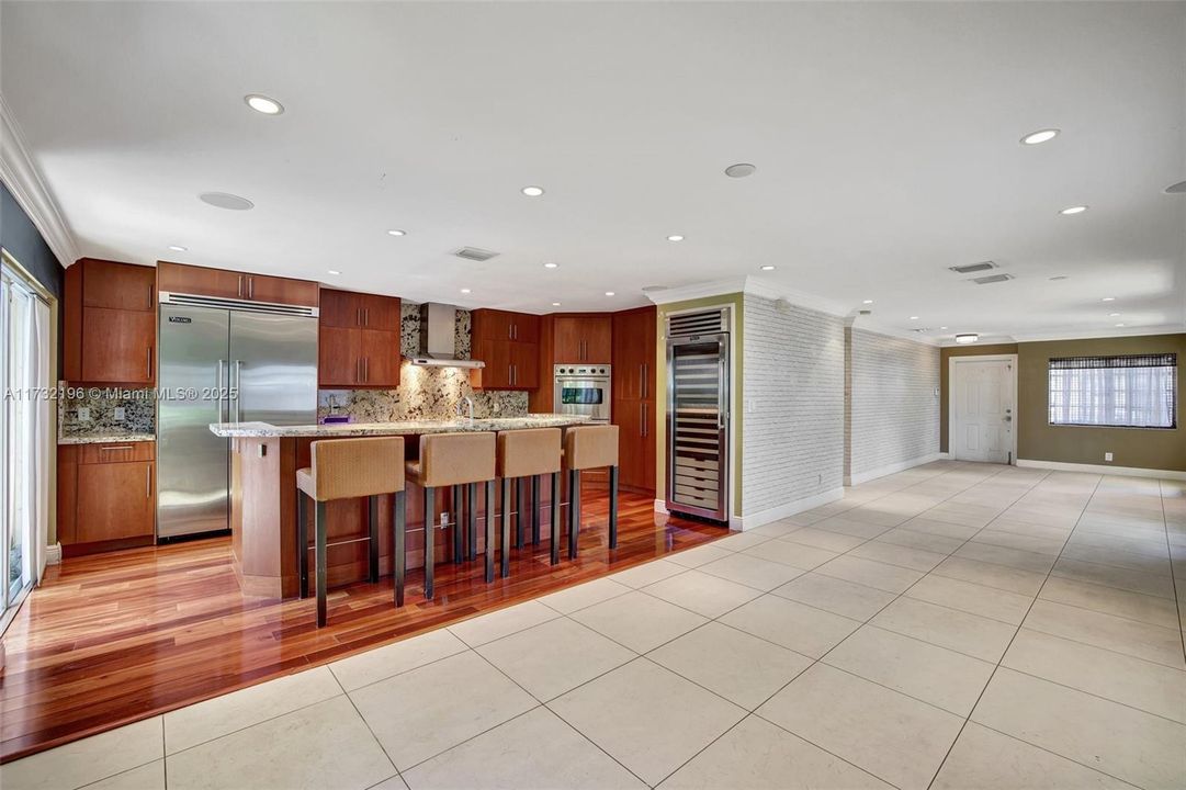 最近售出: $532,000 (3 贝兹, 2 浴室, 1848 平方英尺)