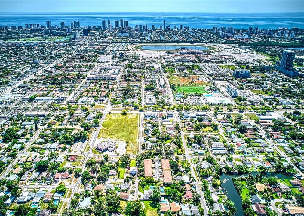 最近售出: $532,000 (3 贝兹, 2 浴室, 1848 平方英尺)