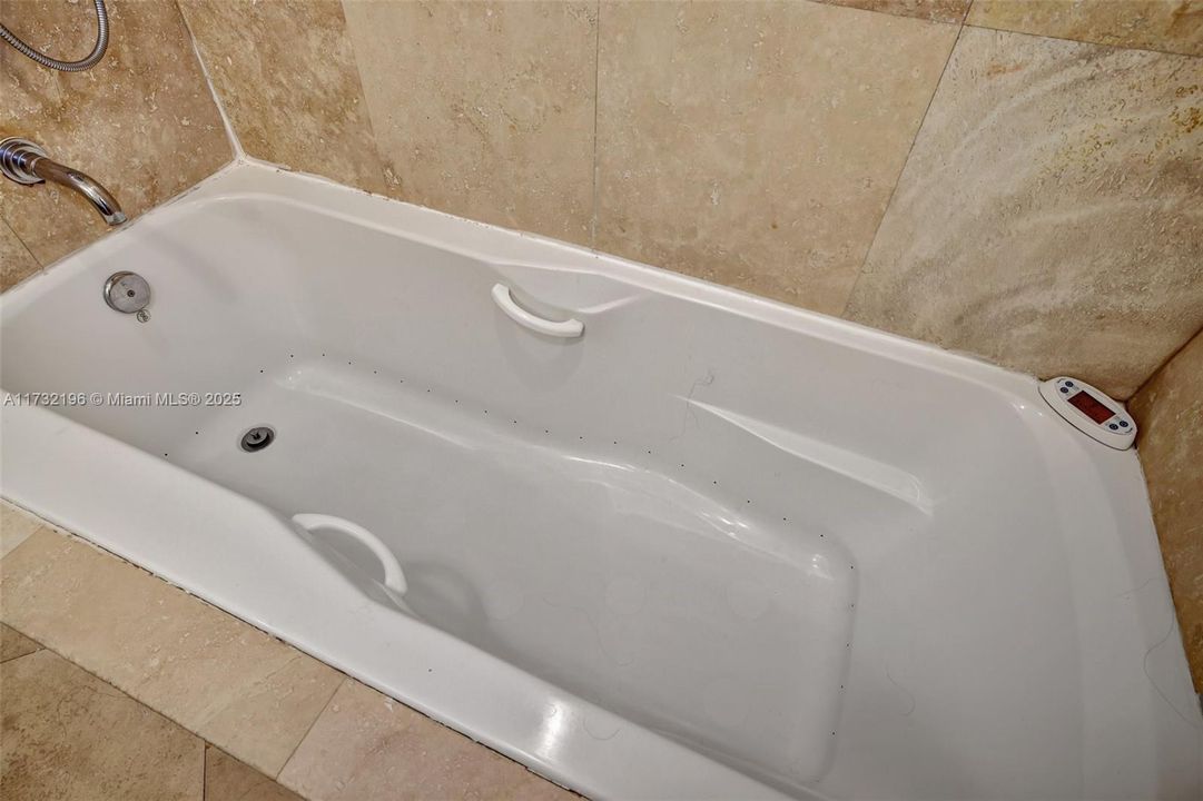 最近售出: $532,000 (3 贝兹, 2 浴室, 1848 平方英尺)