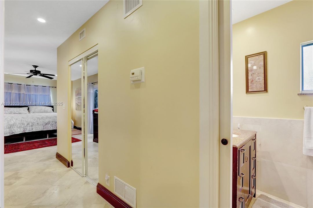Recently Sold: $1,990,000 (4 beds, 3 baths, 1837 Square Feet)