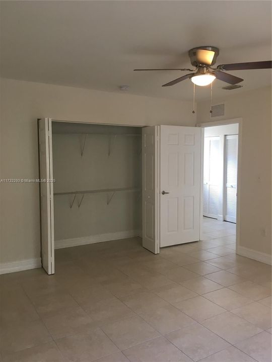 最近租的: $2,250 (2 贝兹, 2 浴室, 1250 平方英尺)