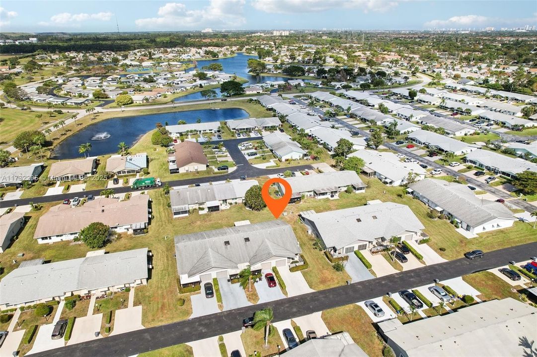 Recently Sold: $260,000 (2 beds, 2 baths, 1107 Square Feet)