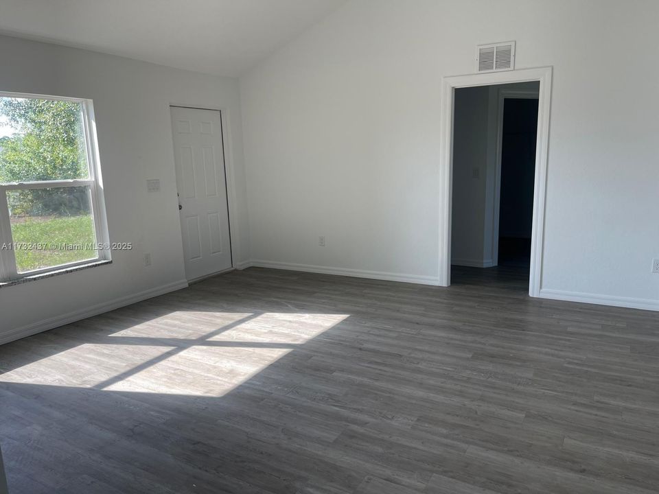 Recently Sold: $260,000 (3 beds, 2 baths, 0 Square Feet)