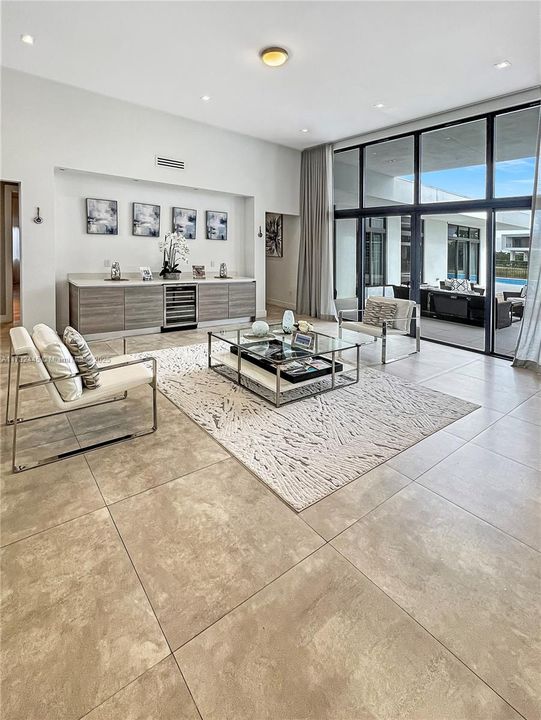 For Sale: $3,699,000 (6 beds, 7 baths, 4881 Square Feet)