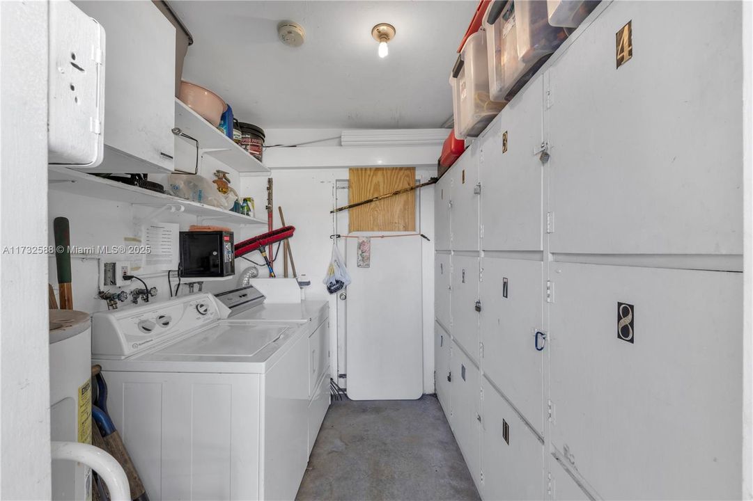 For Sale: $125,000 (1 beds, 1 baths, 600 Square Feet)