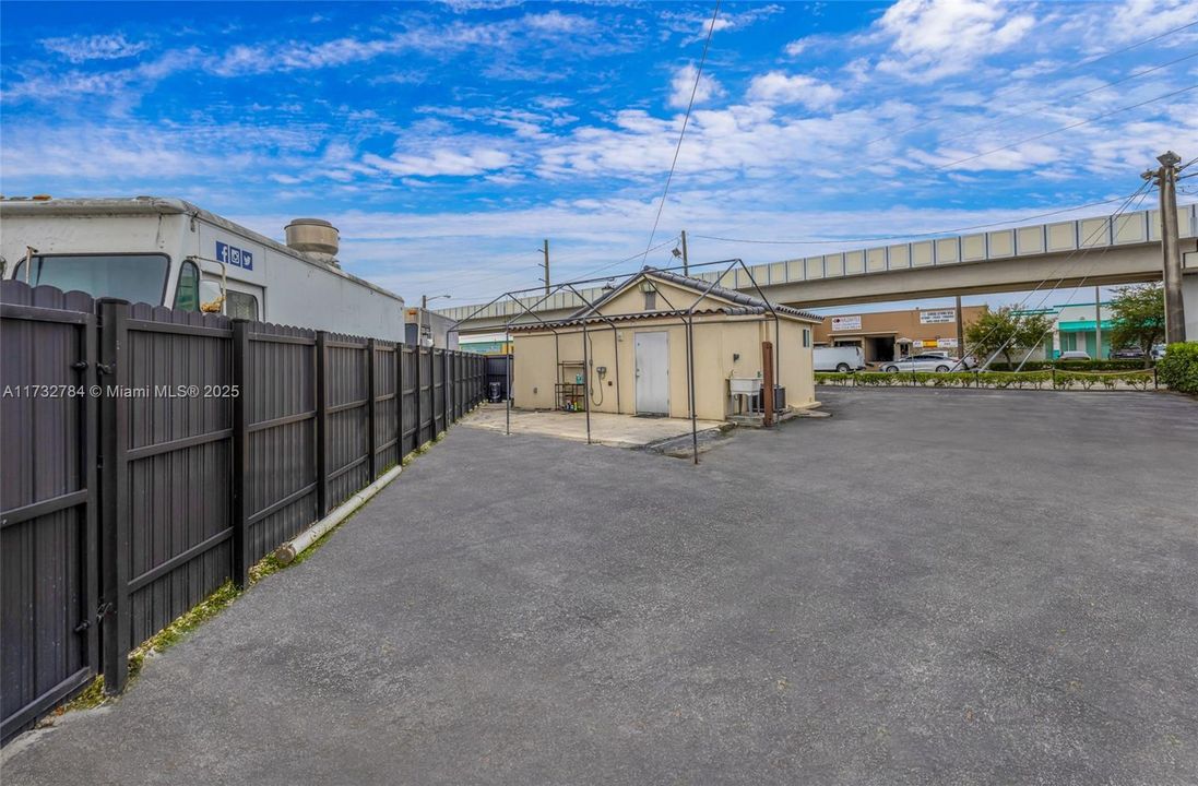 最近租的: $7,500 (0 贝兹, 0 浴室, 0 平方英尺)