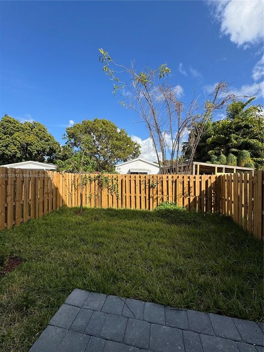 Vendido Recientemente: $400,000 (3 camas, 2 baños, 1808 Pies cuadrados)