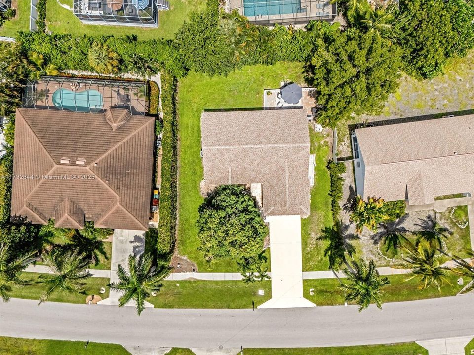 Activo con contrato: $4,000 (3 camas, 2 baños, 0 Pies cuadrados)