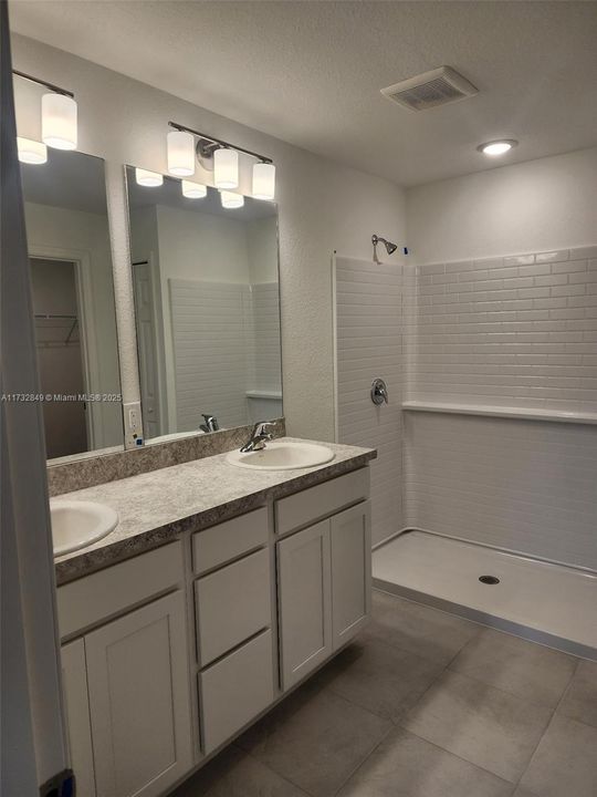 En Renta: $2,550 (3 camas, 2 baños, 0 Pies cuadrados)