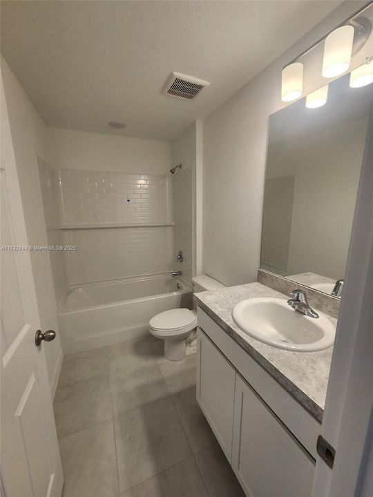 En Renta: $2,550 (3 camas, 2 baños, 0 Pies cuadrados)