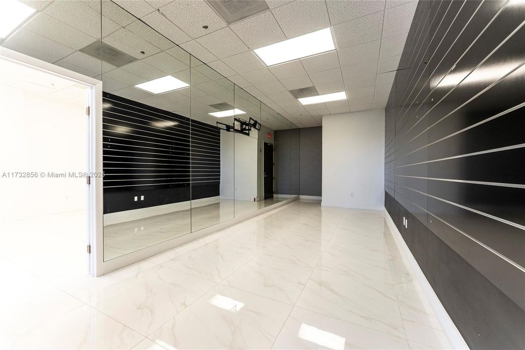 Recently Rented: $4,000 (0 beds, 0 baths, 0 Square Feet)