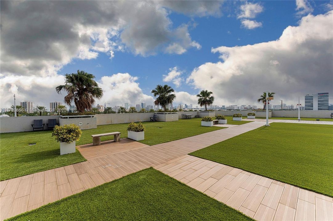 Recently Rented: $4,000 (0 beds, 0 baths, 0 Square Feet)