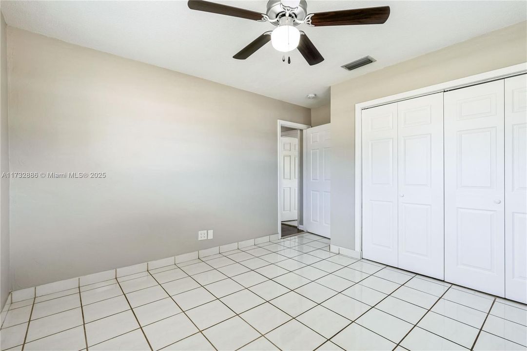 Recently Sold: $462,000 (3 beds, 2 baths, 1498 Square Feet)