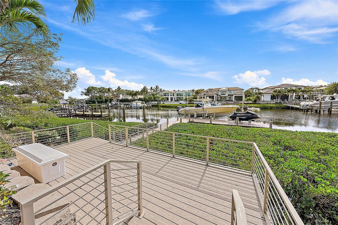 Vendido Recientemente: $8,000,000 (4 camas, 4 baños, 4990 Pies cuadrados)