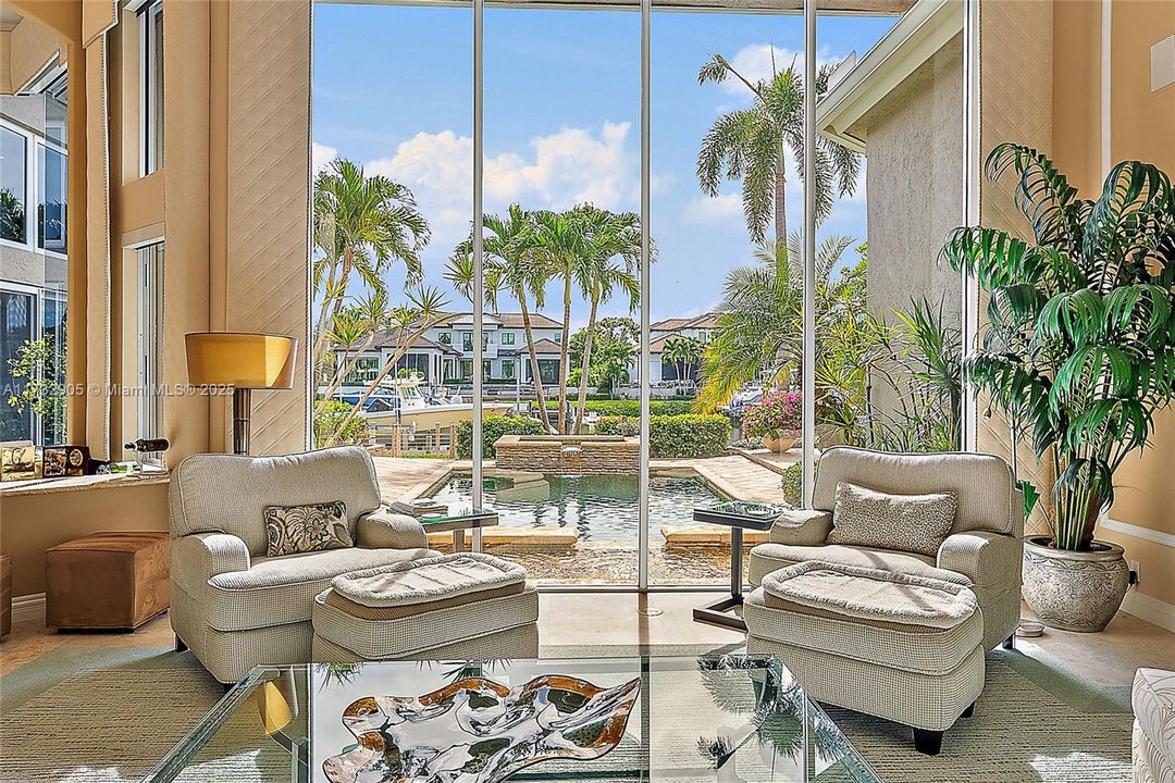 Vendido Recientemente: $8,000,000 (4 camas, 4 baños, 4990 Pies cuadrados)