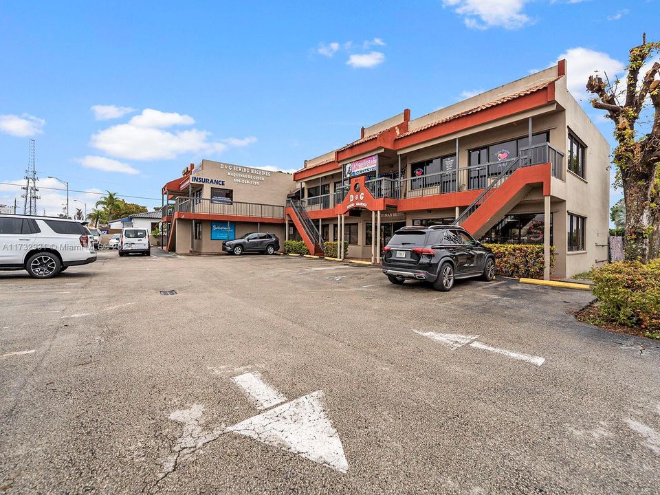 Recently Sold: $3,500,000 (0 beds, 0 baths, 0 Square Feet)