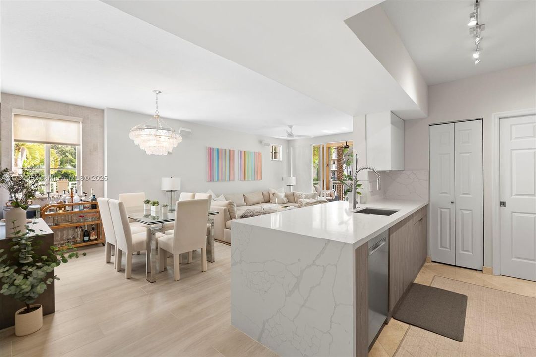 Recently Sold: $1,495,000 (3 beds, 3 baths, 1485 Square Feet)