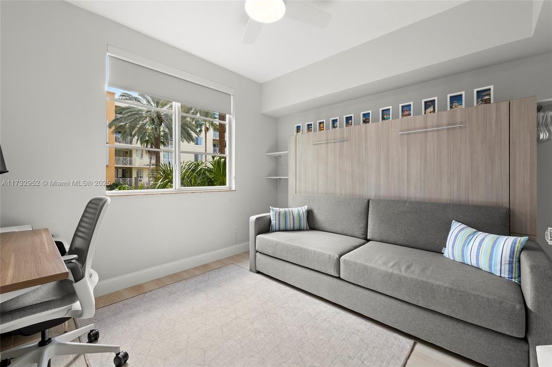 Recently Sold: $1,495,000 (3 beds, 3 baths, 1485 Square Feet)