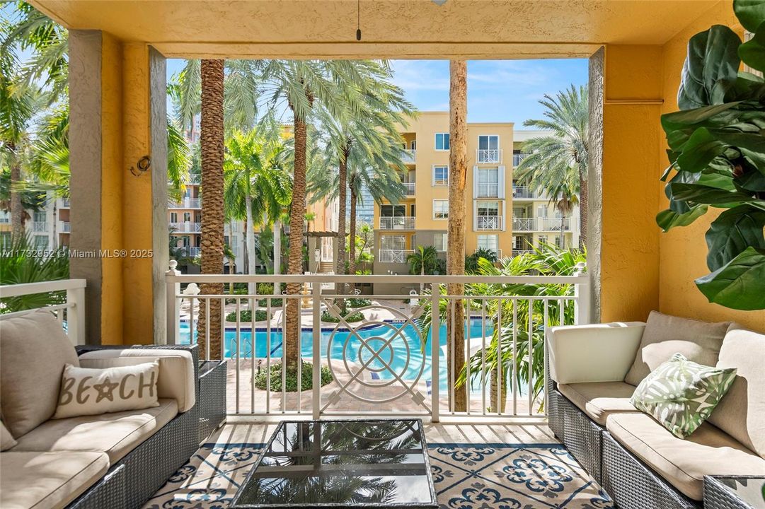 Recently Sold: $1,495,000 (3 beds, 3 baths, 1485 Square Feet)