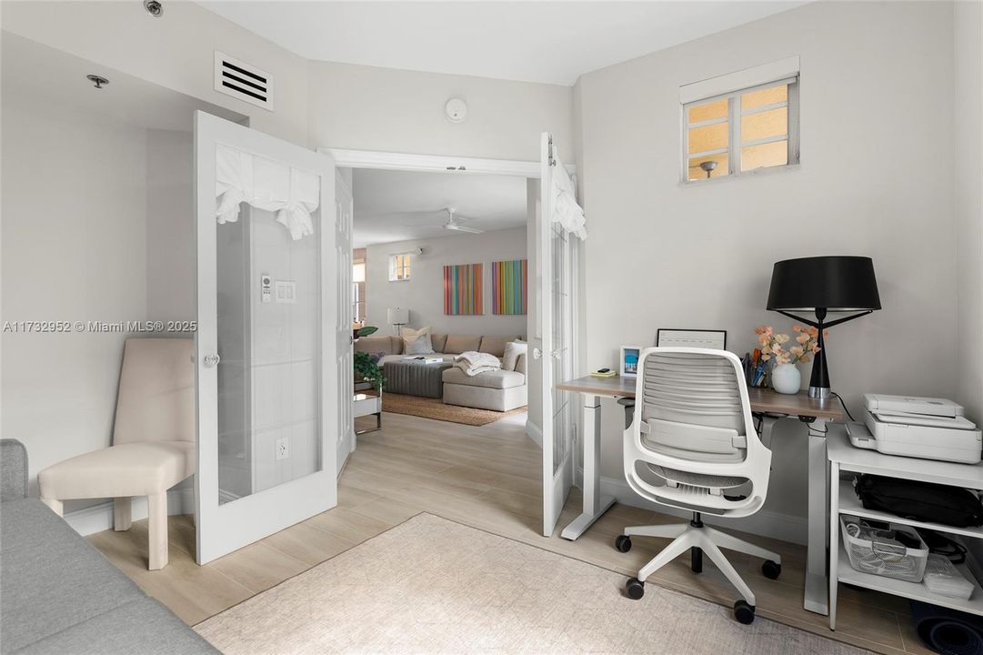 Recently Sold: $1,495,000 (3 beds, 3 baths, 1485 Square Feet)