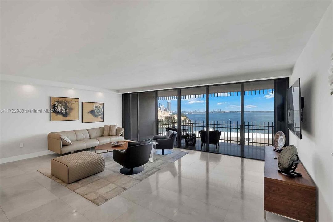 Vendido Recientemente: $1,599,000 (2 camas, 2 baños, 1882 Pies cuadrados)