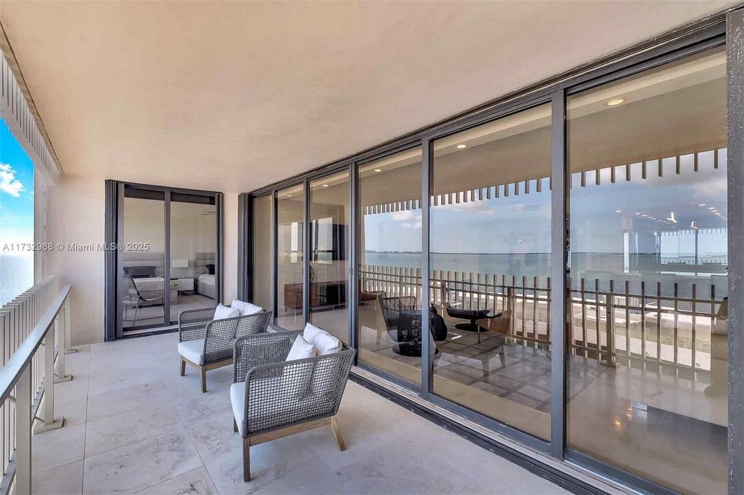 Vendido Recientemente: $1,599,000 (2 camas, 2 baños, 1882 Pies cuadrados)