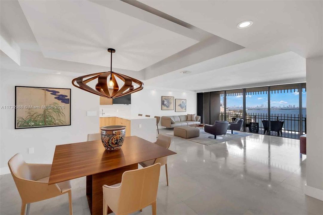 Vendido Recientemente: $1,599,000 (2 camas, 2 baños, 1882 Pies cuadrados)