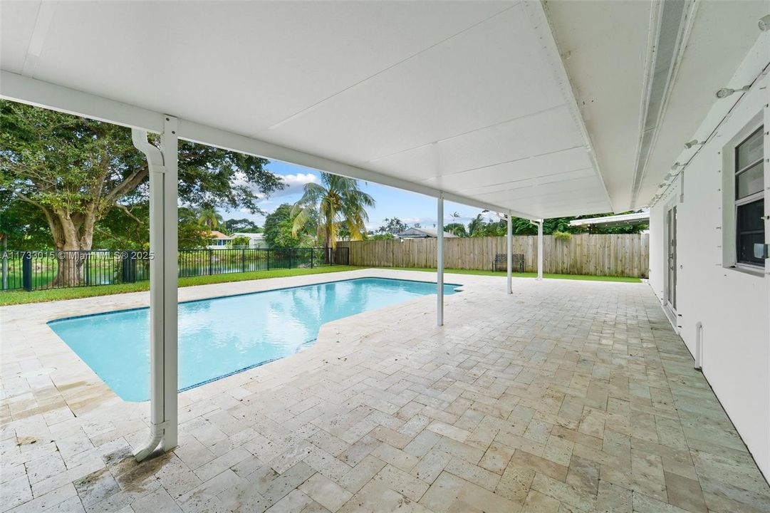 Недавно арендовано: $4,200 (4 спален, 2 ванн, 1992 Квадратных фут)