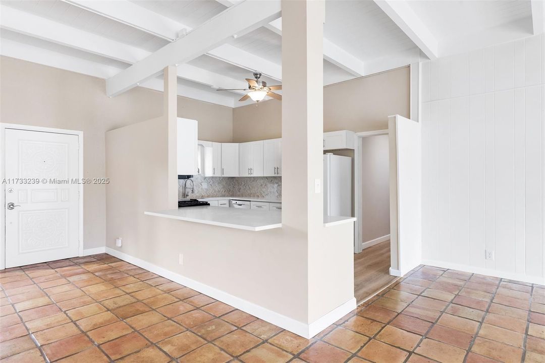 Недавно арендовано: $7,500 (3 спален, 3 ванн, 2181 Квадратных фут)