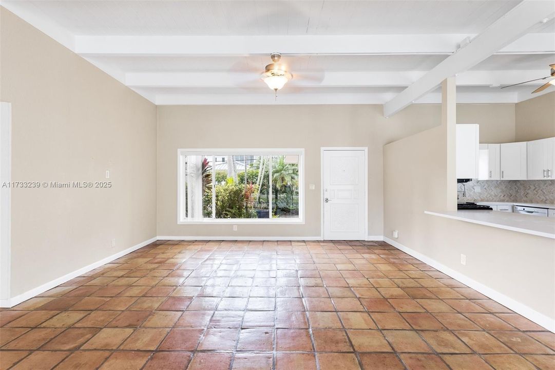 Недавно арендовано: $7,500 (3 спален, 3 ванн, 2181 Квадратных фут)