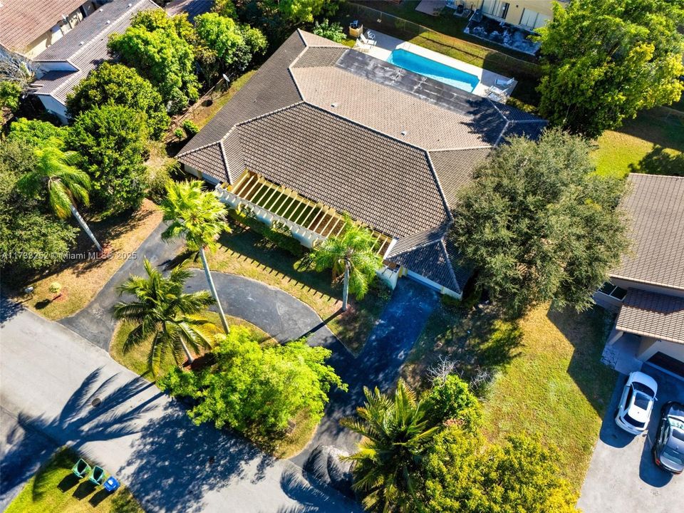 For Sale: $1,199,999 (0 beds, 0 baths, 3903 Square Feet)