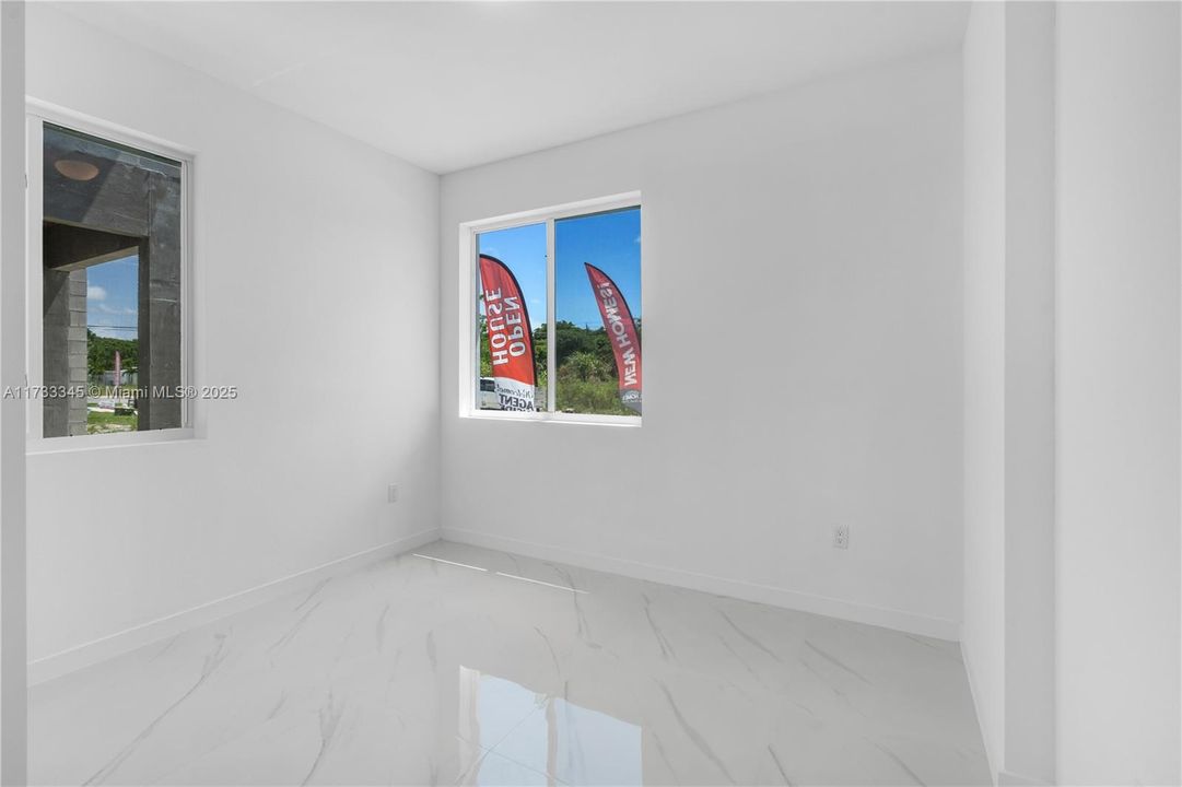 Recently Sold: $589,990 (5 beds, 3 baths, 0 Square Feet)