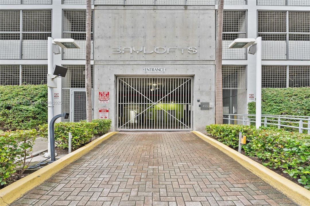 Vendido Recientemente: $384,000 (1 camas, 1 baños, 835 Pies cuadrados)