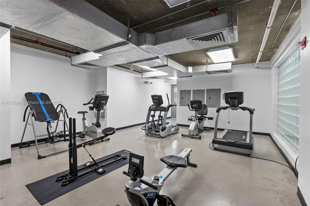 Vendido Recientemente: $384,000 (1 camas, 1 baños, 835 Pies cuadrados)