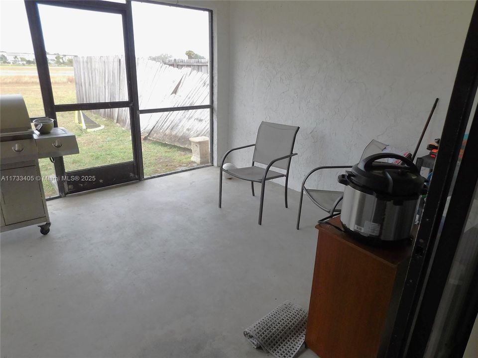 待售: $548,000 (0 贝兹, 0 浴室, 2290 平方英尺)